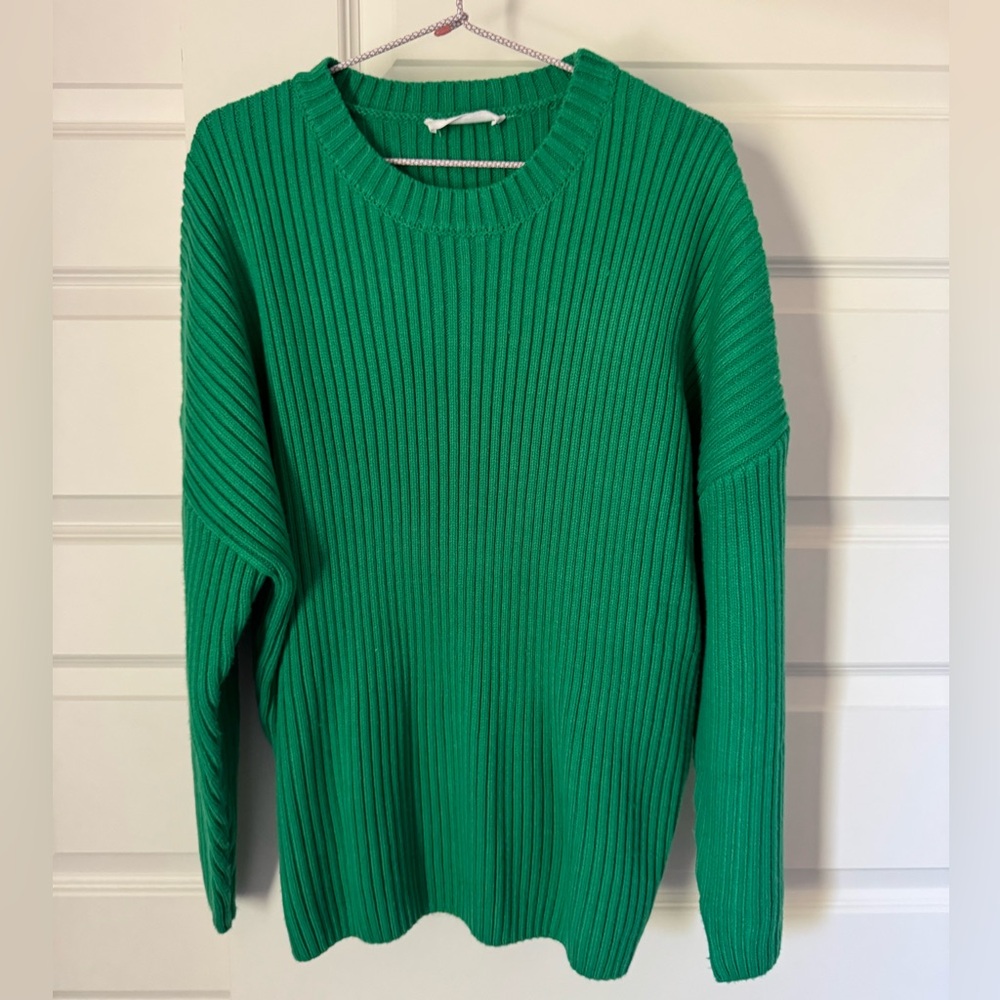 Showpo oversized green sweater. US 6